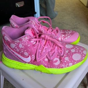 Kyrie Irving Patrick start basketball shoes